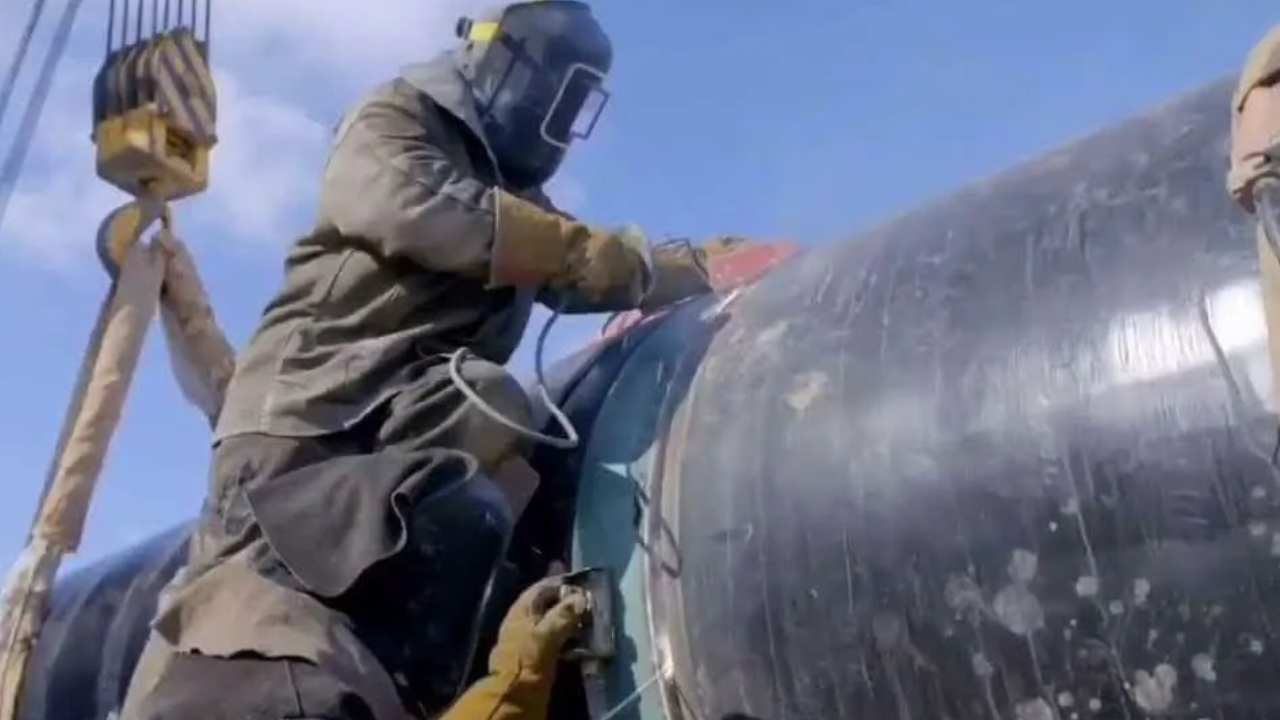 Which Industries Use AS 1074?